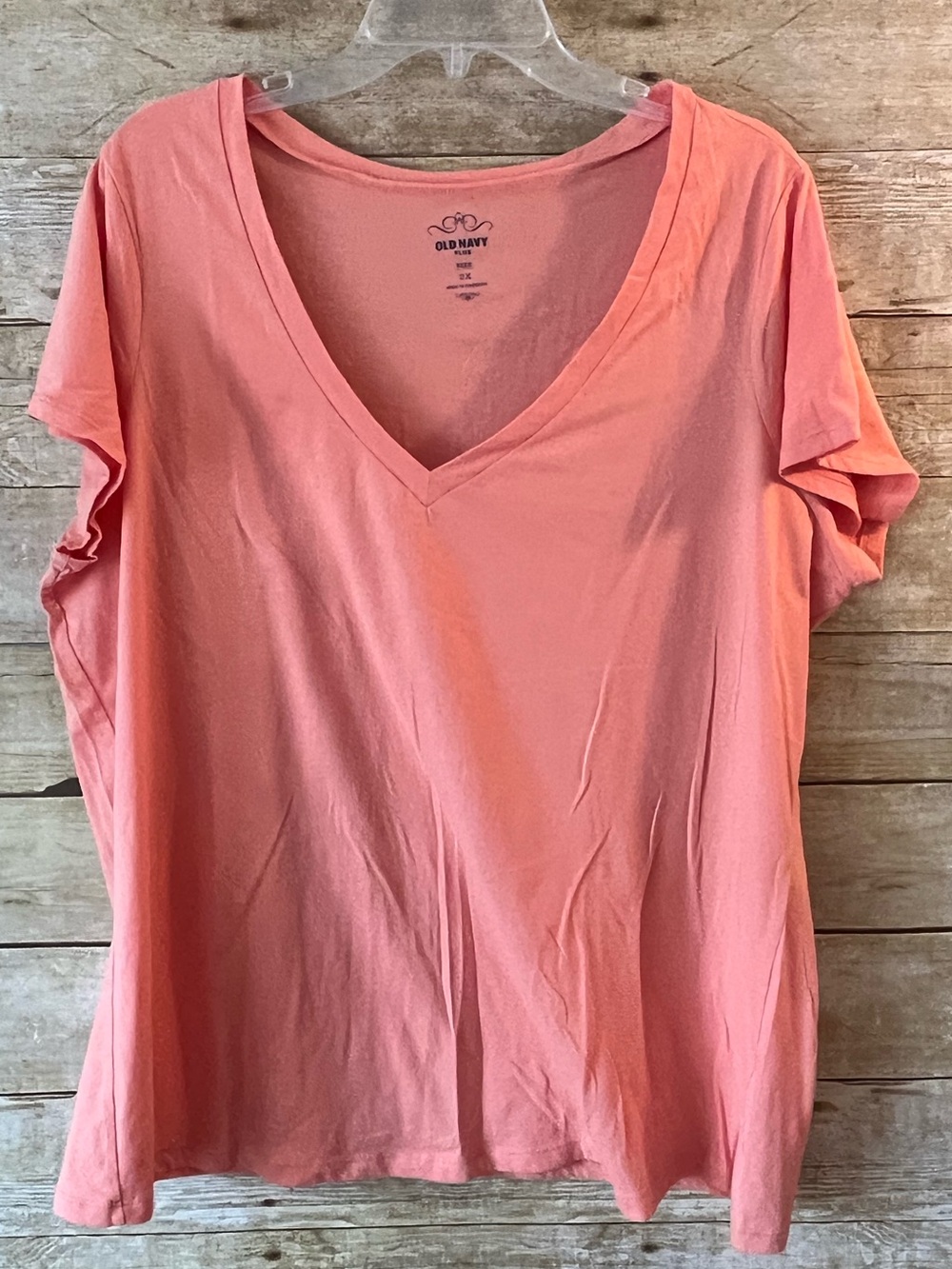 Old Navy Plus Size Light Orange Coral V-Neck Short Sleeve Tee T-Shirt 2X EUC